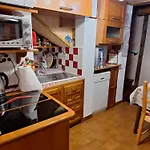Pod Lipom Apartman Roč