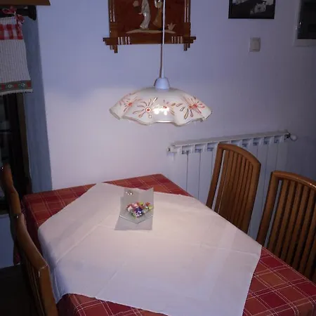 Pod Lipom *